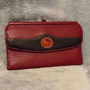 Dooney and Bourke Teton checkbook organizer wallet
